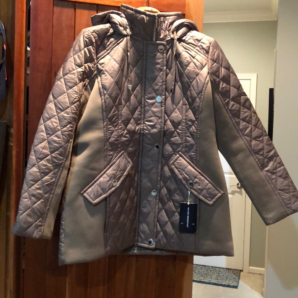 NEW! Never worn! London Fog Quilted Coat in Taupe